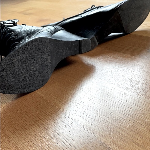 Kenneth Cole Leather Boots - Picture 4 of 4